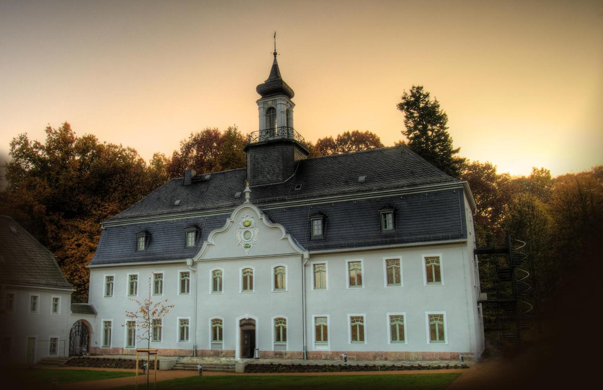 Hotel Schloss Rabenstein Chemnitz Exterior photo