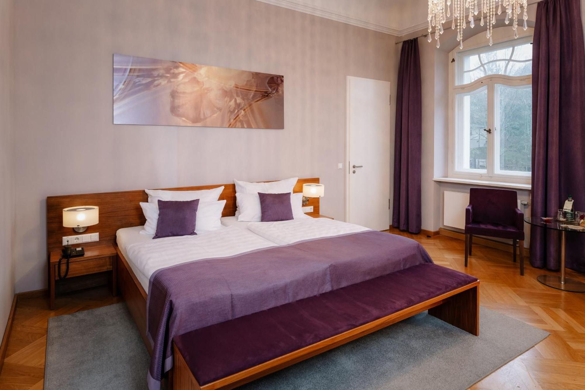 Hotel Schloss Rabenstein Chemnitz Exterior photo