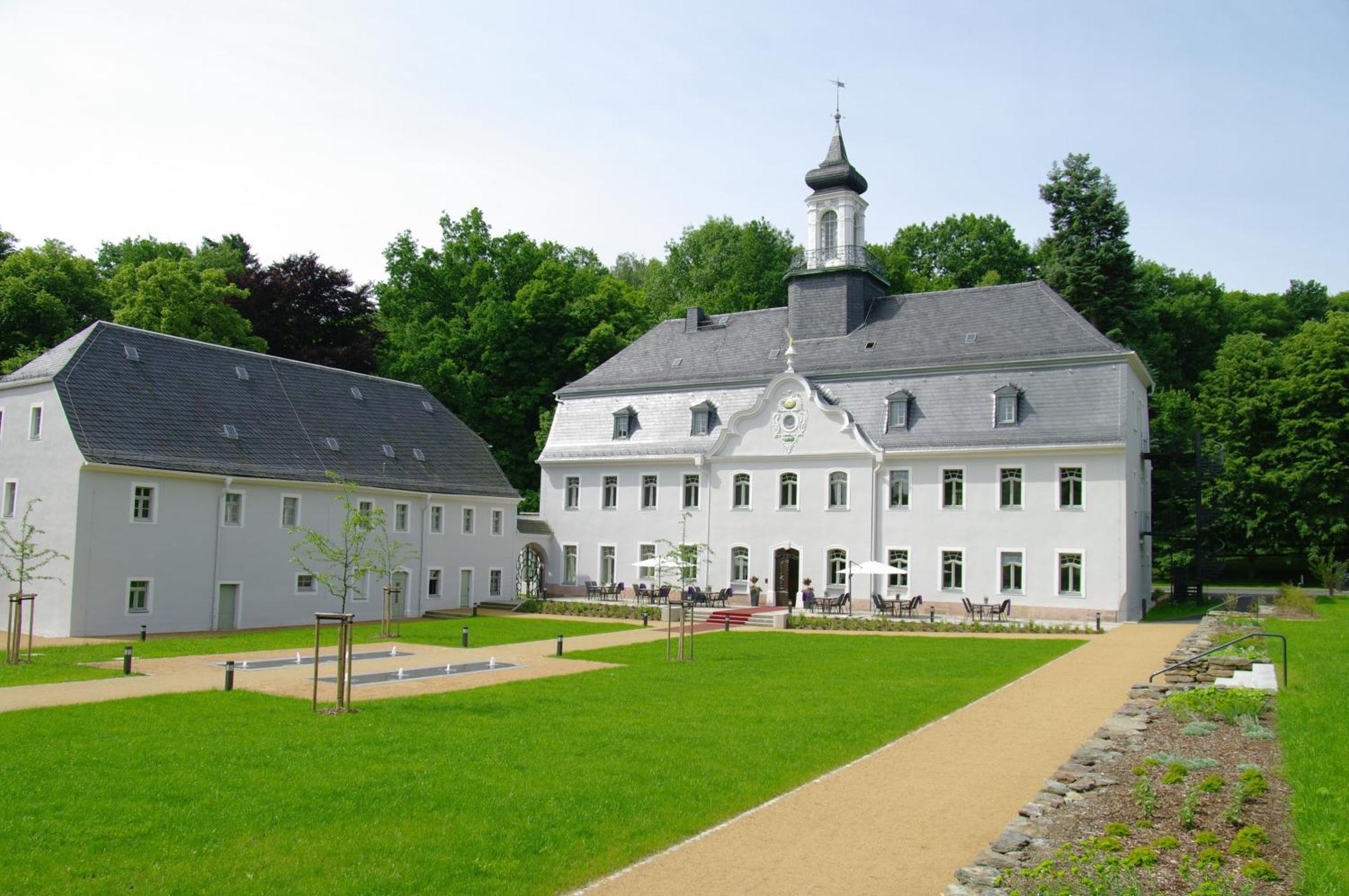 Hotel Schloss Rabenstein Chemnitz Exterior photo